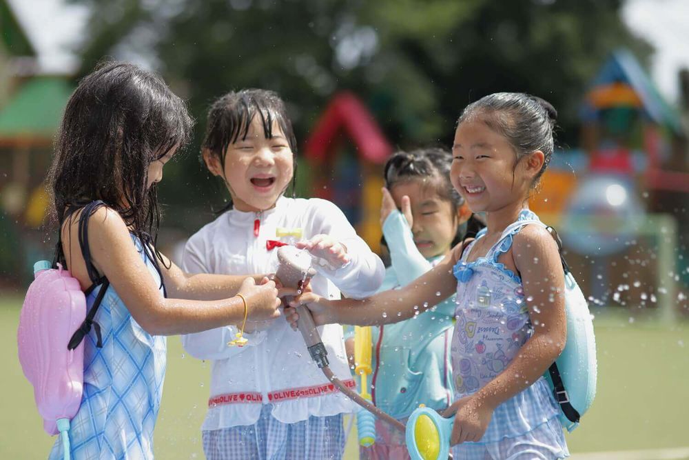 柿の実幼稚園の子供達|ERIF(エリフ)