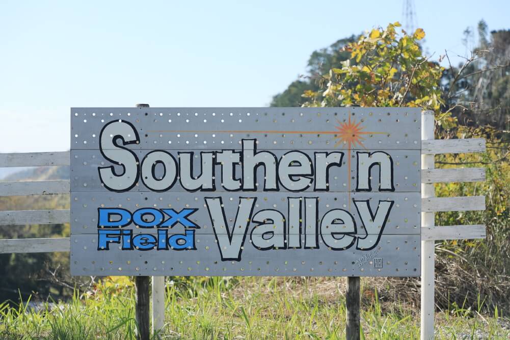 DOX FIELD “Southern Valley” - エントランス